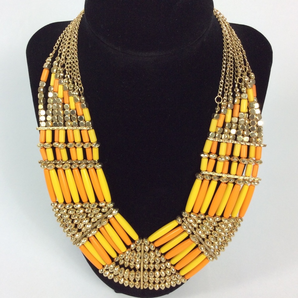 Bogot Jewelry Necklace and Earring Set